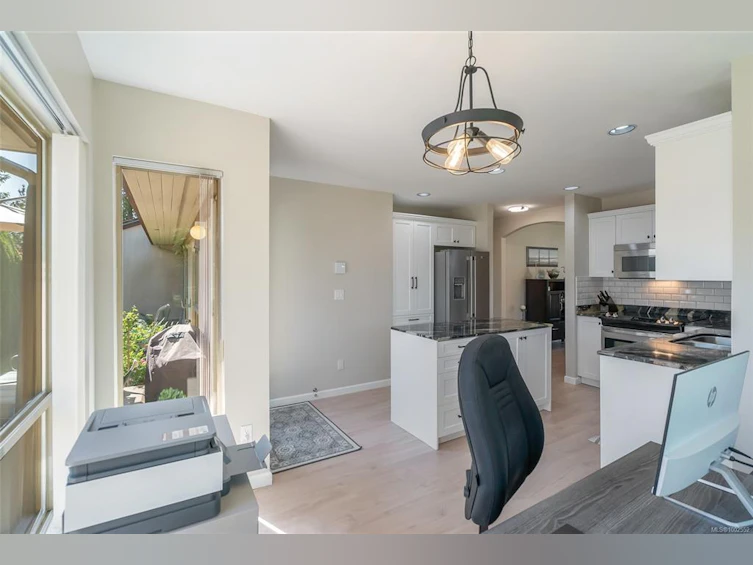 18-310 N Pym Street, Parksville, BC, V9P 2P4 - 23