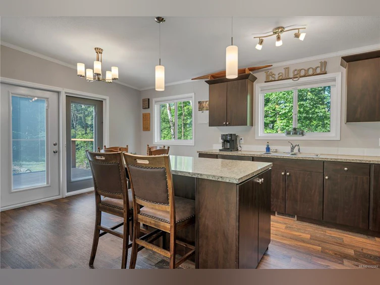 3785 Woodhus Road, Campbell River, BC, V9H 1B3 - 10