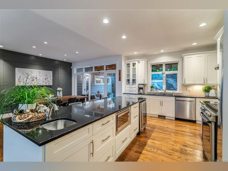2251 Bonnington Drive, Fairwinds, BC, V9P 9L9 - 6