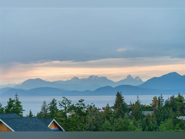 2251 Bonnington Drive, Fairwinds, BC, V9P 9L9 - 41