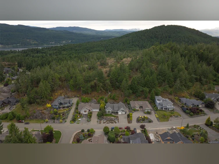 2251 Bonnington Drive, Fairwinds, BC, V9P 9L9 - 72