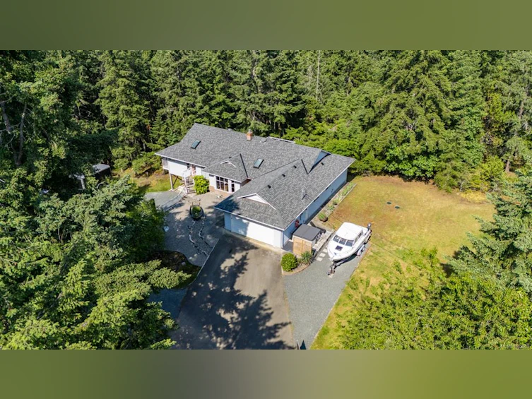 1935 Morello Road, Nanoose, BC, V9P 9B1