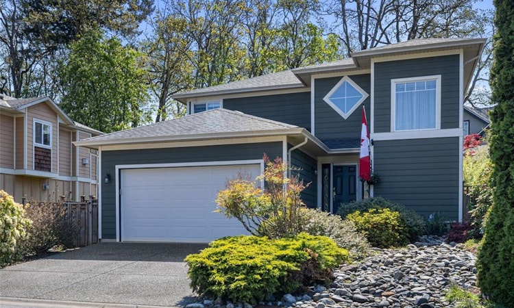 4135 Rockhome Gardens