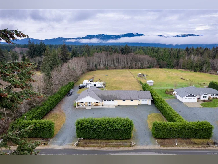 5180 E Gainsberg Road, Bowser/Deep Bay, BC, V0R 1G0 - 24