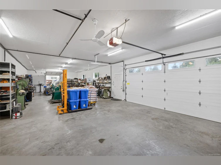 5180 E Gainsberg Road, Bowser/Deep Bay, BC, V0R 1G0 - 35