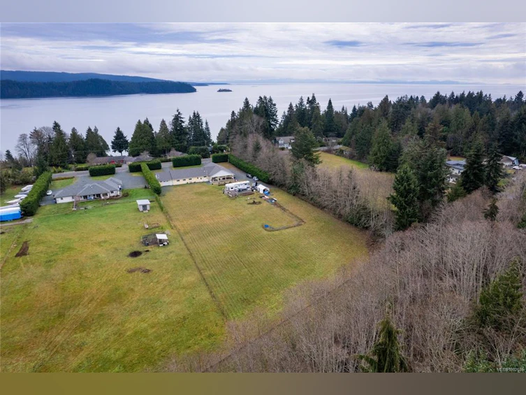 5180 E Gainsberg Road, Bowser/Deep Bay, BC, V0R 1G0 - 55