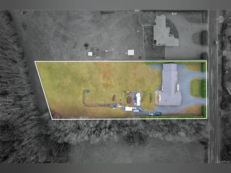 5180 E Gainsberg Road, Bowser/Deep Bay, BC, V0R 1G0 - 2