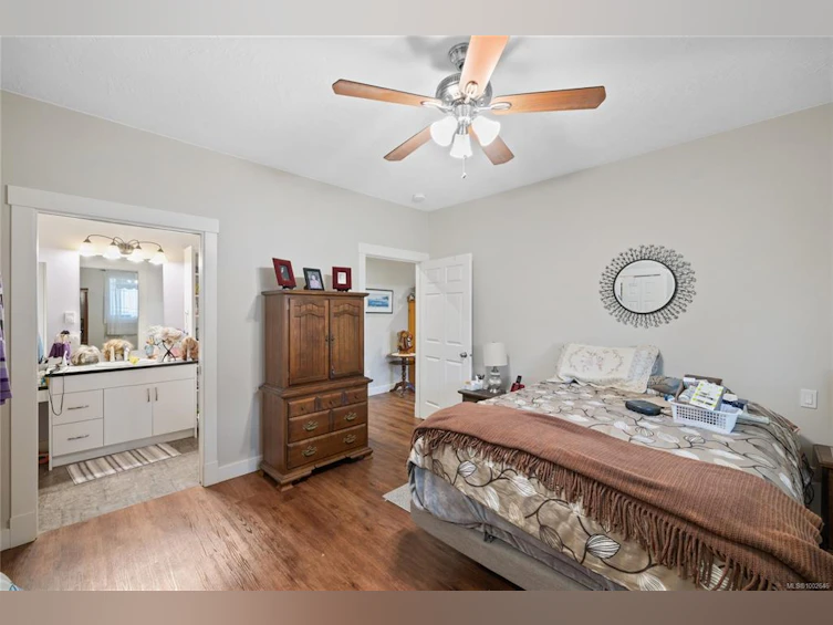 5180 E Gainsberg Road, Bowser/Deep Bay, BC, V0R 1G0 - 21