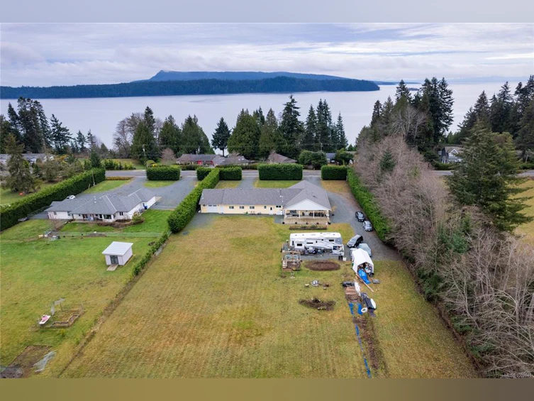 5180 E Gainsberg Road, Bowser/Deep Bay, BC, V0R 1G0 - 10