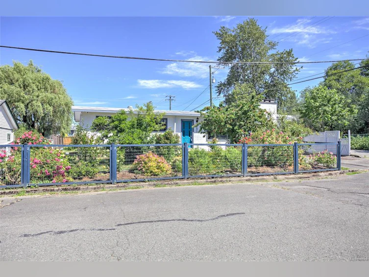 1091 Prevost Road, Duncan, BC, V9L 3G6
