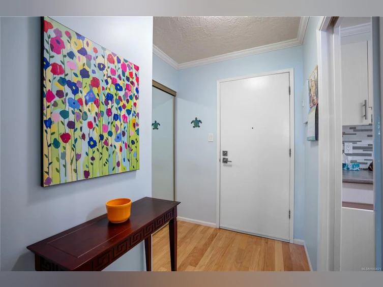 105-1050 Park Boulevard, Victoria, BC, V8V 2T4 - 23