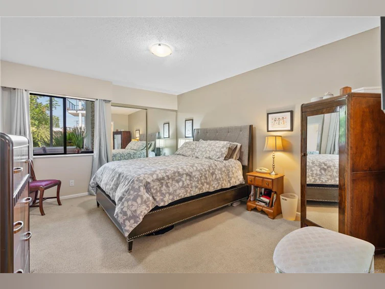 105-1050 Park Boulevard, Victoria, BC, V8V 2T4 - 18