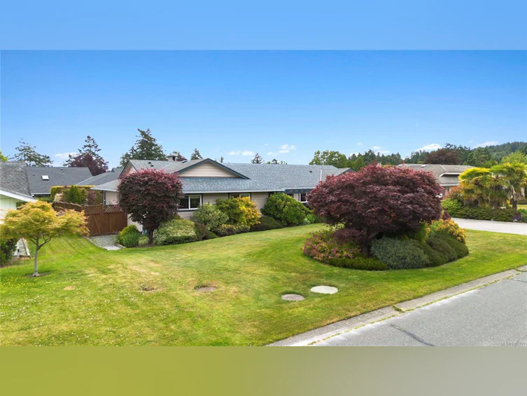 16-2558 Ferguson Road, Central Saanich, BC, V8M 1V7 - 35