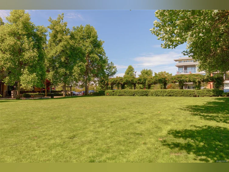 109-330 Waterfront Crescent, Victoria, BC, V8T 5K3 - 31
