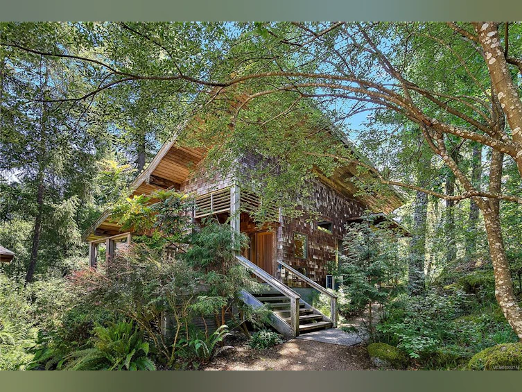 295 W Viaduct Avenue, Saanich, BC, V9E 2B6 - 6