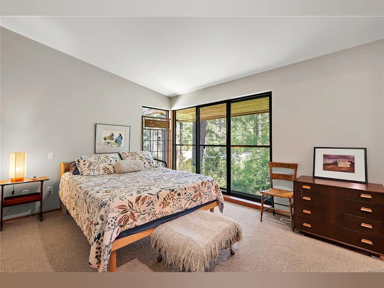 295 W Viaduct Avenue, Saanich, BC, V9E 2B6 - 19