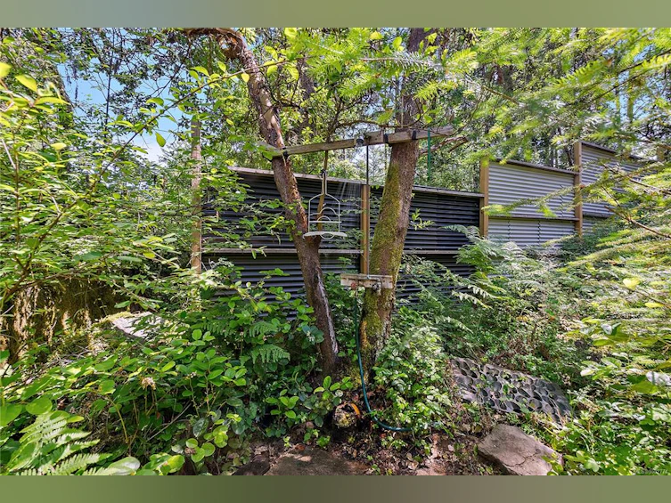 295 W Viaduct Avenue, Saanich, BC, V9E 2B6 - 24