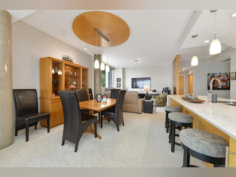 503-738 Sayward Hill Terrace, Saanich, BC, V8Y 3K1 - 11