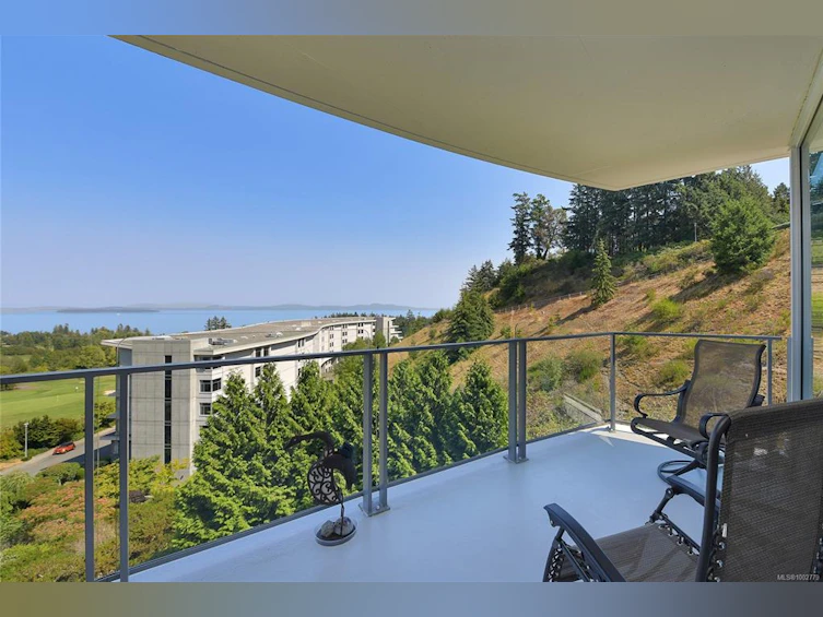 503-738 Sayward Hill Terrace, Saanich, BC, V8Y 3K1 - 22
