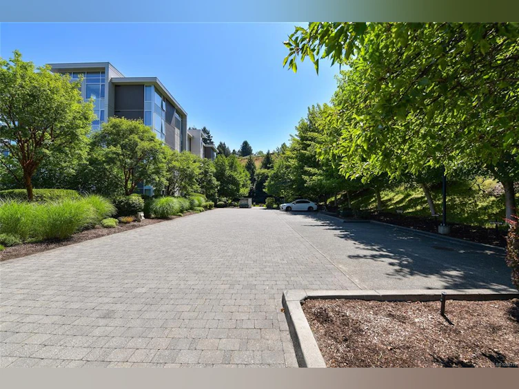 503-738 Sayward Hill Terrace, Saanich, BC, V8Y 3K1 - 50