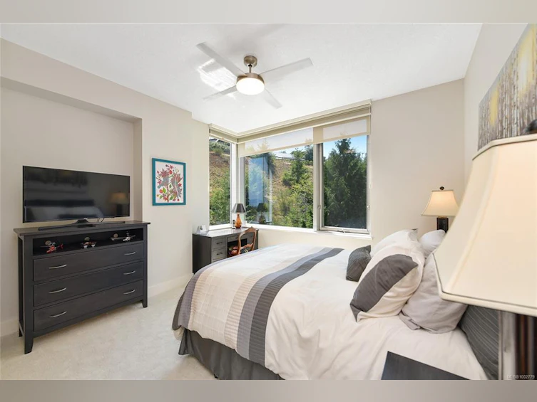 503-738 Sayward Hill Terrace, Saanich, BC, V8Y 3K1 - 36
