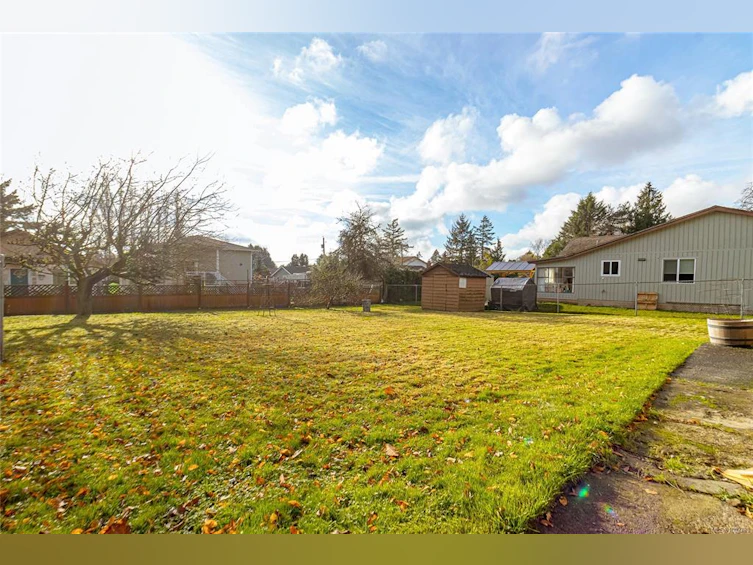 881 Mckenzie Avenue, Saanich, BC, V8X 3G4 - 29