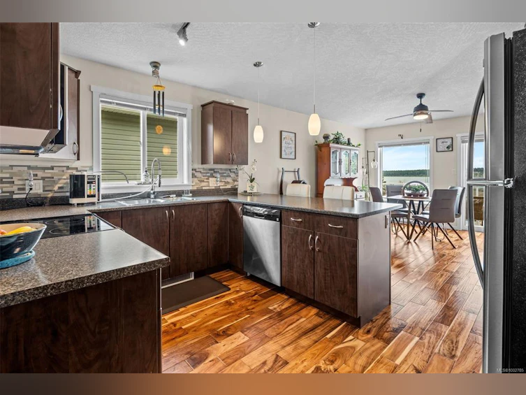 6-2740 Stautw Road, Central Saanich, BC, V8M 0A8 - 4