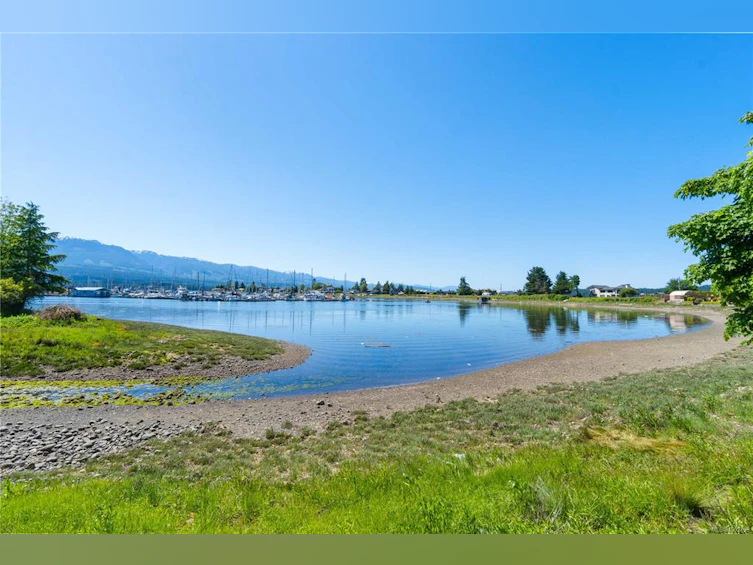 5384 Deep Bay Drive, Bowser/Deep Bay, BC, V0R 1G0 - 38