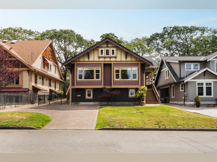 3027 Fifth Street, Victoria, BC, V8T 4B6 - 56