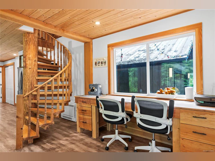 1186 Chatsworth Road, Hilliers, BC, V9K 1V6 - 6