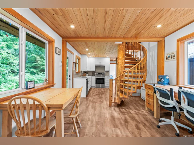 1186 Chatsworth Road, Hilliers, BC, V9K 1V6 - 3