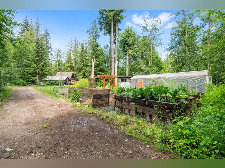 1186 Chatsworth Road, Hilliers, BC, V9K 1V6 - 34