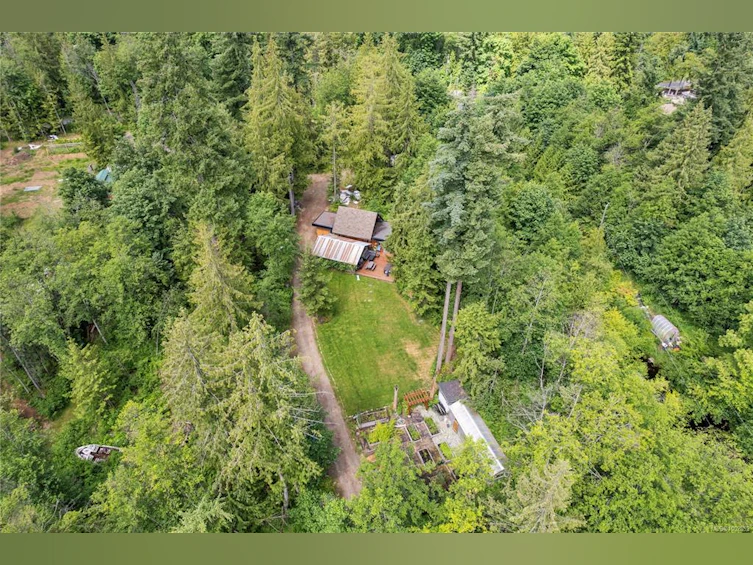 1186 Chatsworth Road, Hilliers, BC, V9K 1V6 - 2