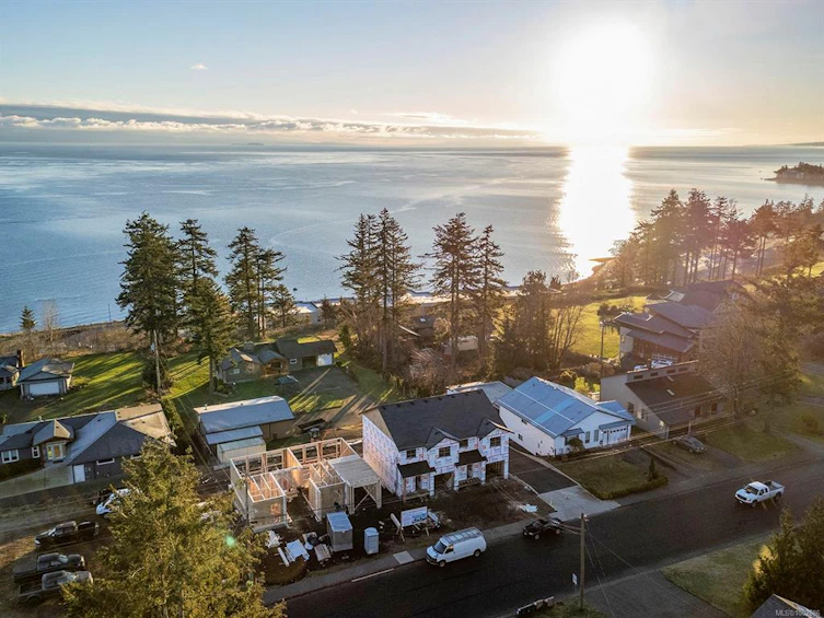 B-1373 Galerno Road, Campbell River, BC, V9W 1J8 - 11