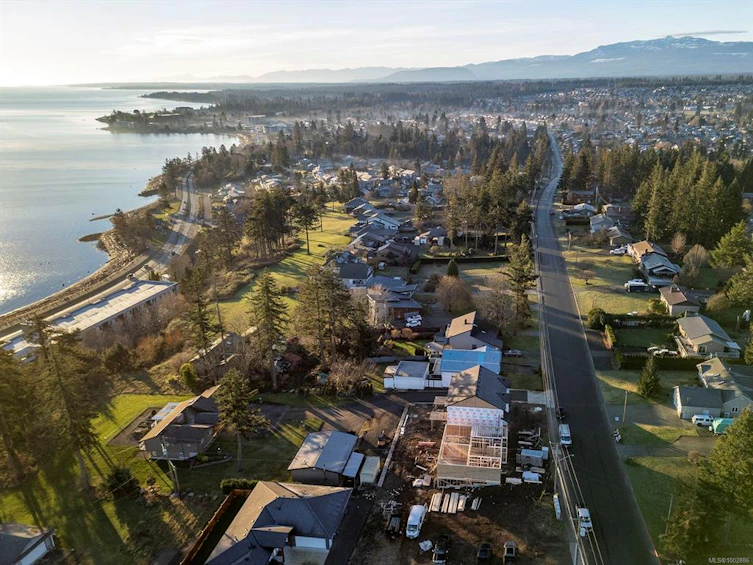 B-1373 Galerno Road, Campbell River, BC, V9W 1J8 - 12