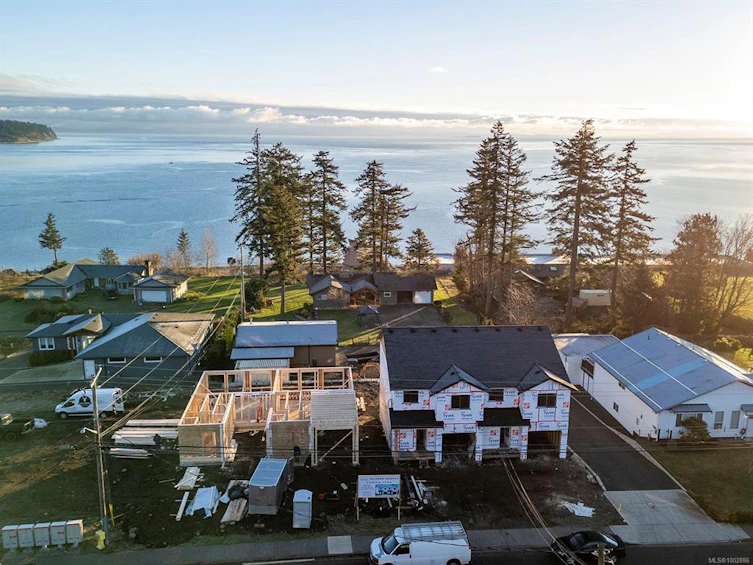 B-1373 Galerno Road, Campbell River, BC, V9W 1J8 - 10