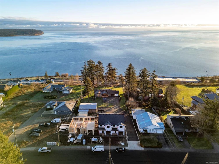 B-1373 Galerno Road, Campbell River, BC, V9W 1J8 - 16