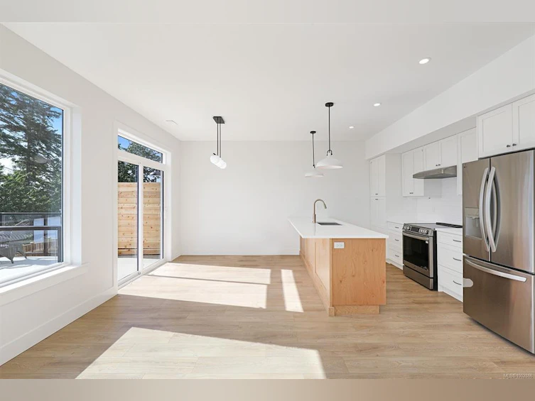 B-1373 Galerno Road, Campbell River, BC, V9W 1J8 - 17
