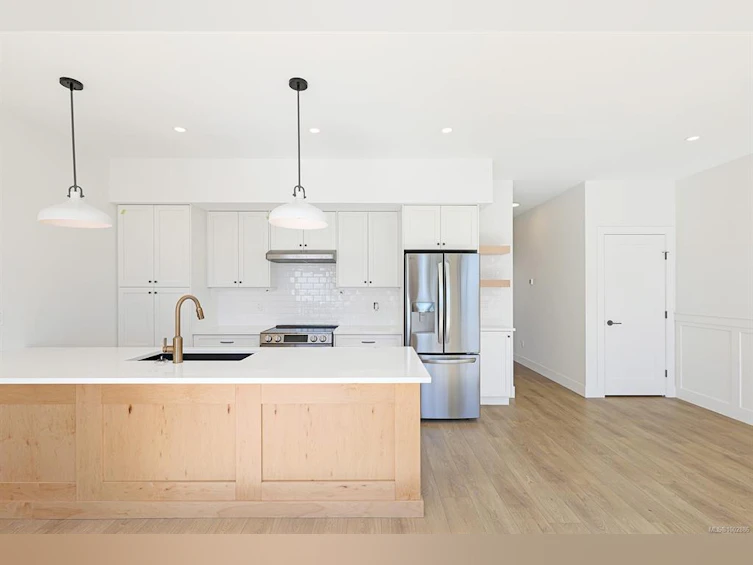 B-1373 Galerno Road, Campbell River, BC, V9W 1J8 - 20