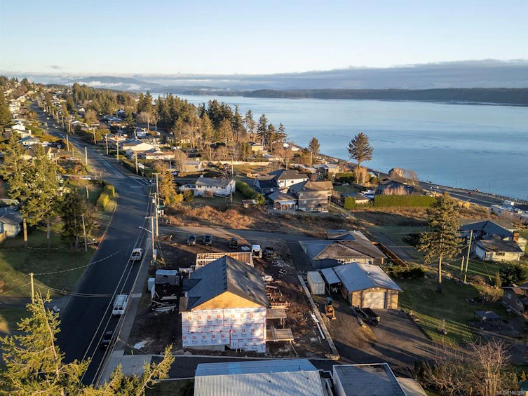 B-1373 Galerno Road, Campbell River, BC, V9W 1J8 - 14