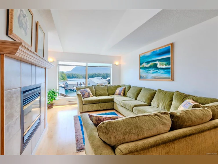 6-624 Campbell Street, Tofino, BC, V0R 2Z0 - 2