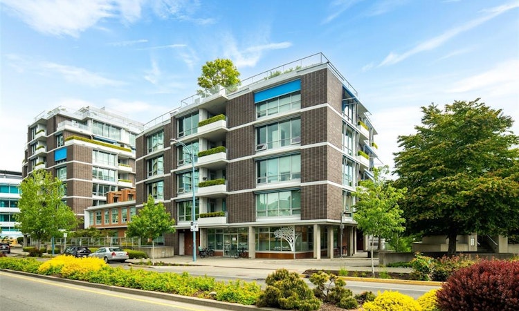 407-391 Tyee Road