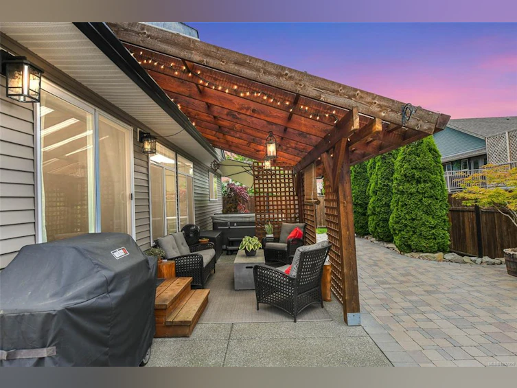 2664 Rydal Avenue, Cumberland, BC, V0R 1S0 - 55