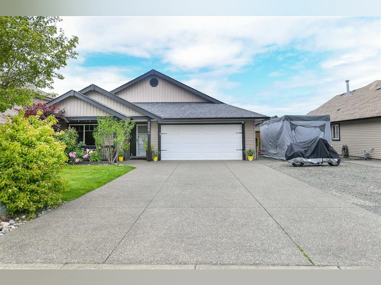 2664 Rydal Avenue, Cumberland, BC, V0R 1S0 - 56