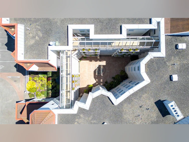 310-10 Paul Kane Place, Victoria, BC, V9A 7J8 - 36