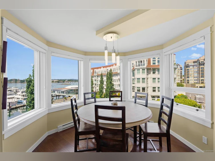 310-10 Paul Kane Place, Victoria, BC, V9A 7J8 - 16