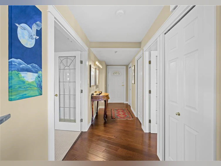 310-10 Paul Kane Place, Victoria, BC, V9A 7J8 - 31