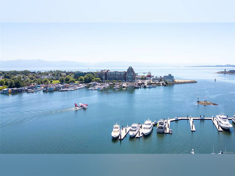310-10 Paul Kane Place, Victoria, BC, V9A 7J8 - 61