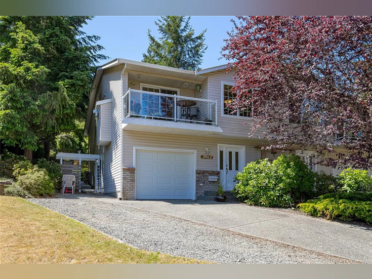 3962 Rock City Road, Nanaimo, BC, V9T 4Y8 - 2