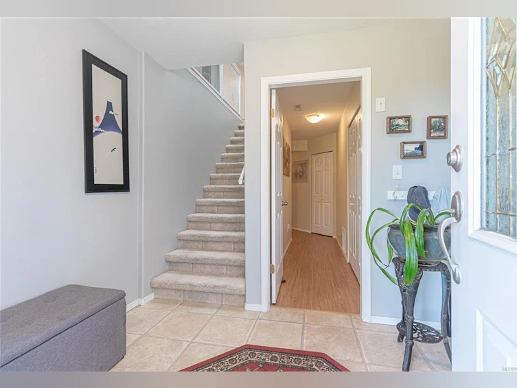 3962 Rock City Road, Nanaimo, BC, V9T 4Y8 - 6
